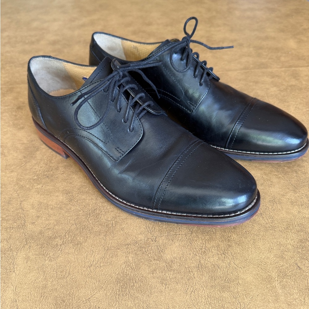 Florsheim Black Leather Salerno Cap Oxford